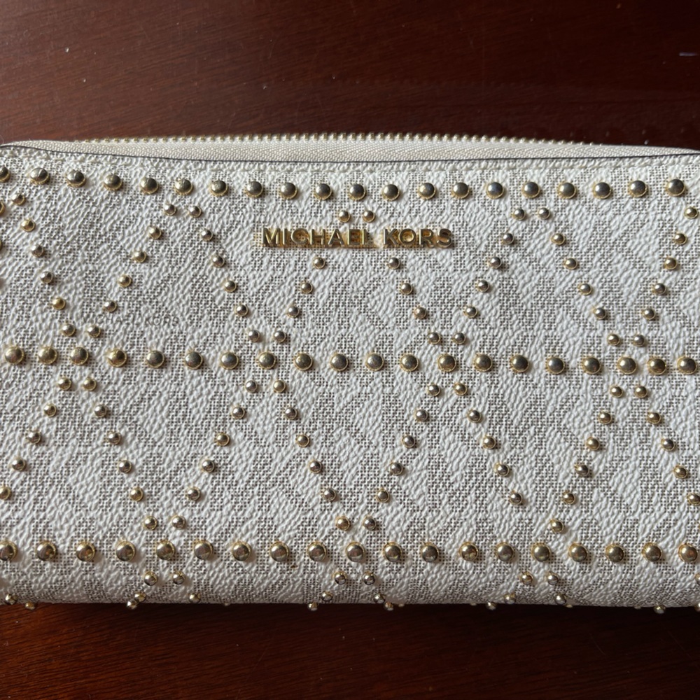 Michael Kors wallet